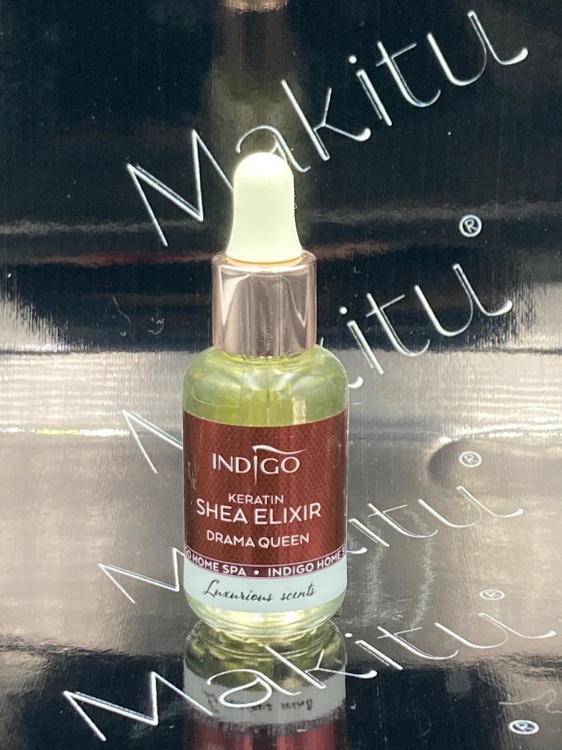 Oliwka do pielęgnacji skórek i paznokci z Keratyną Drama Queen 8ml.jpg