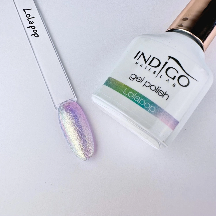 LOLAPOP nail.jpg