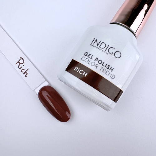 RICH nail.jpg
