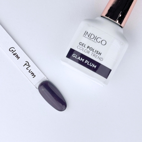 GLAM PLUM nail.jpg